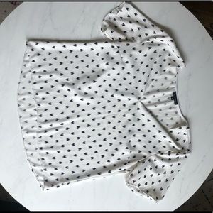 White Short Sleeve Heart Top
